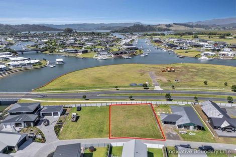 Photo of property in 8 Norma Way, Whitianga, 3510