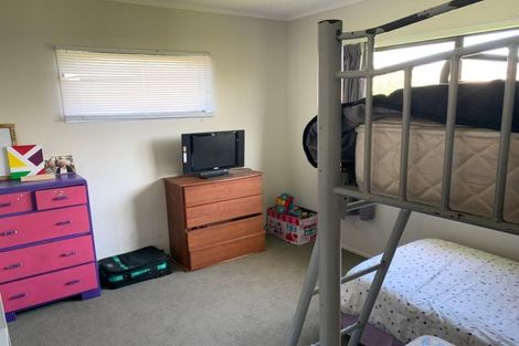 Photo of property in 1 Pringle Place, Nawton, Hamilton, 3200