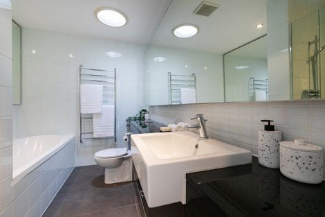 Photo of property in The Georgian, 2d/8 Sidmouth Street, Mairangi Bay, Auckland, 0630