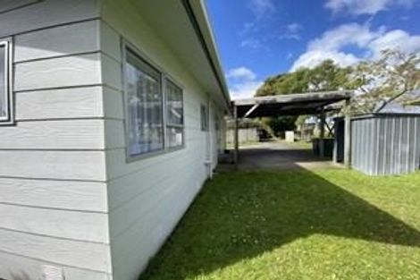 Photo of property in 2/388 Te Atatu Road, Te Atatu Peninsula, Auckland, 0610