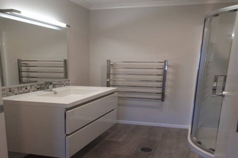 Photo of property in 13u5 Beale Street, Hamilton East, Hamilton, 3216