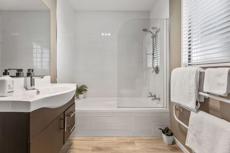 Photo of property in 1/42 Champion Street, Edgeware, Christchurch, 8013