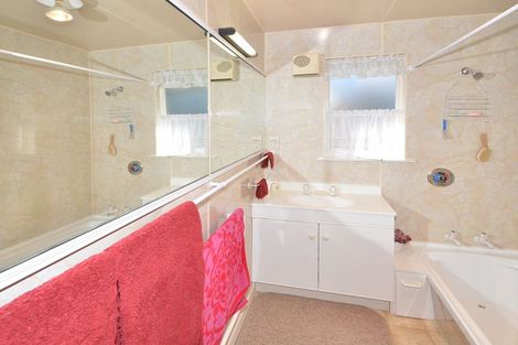 Photo of property in 35 Gresham Street, Tainui, Dunedin, 9013