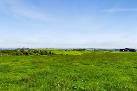 Photo of property in 888b Otaraoa Road, Tikorangi, Waitara, 4383