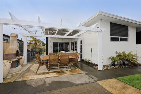Photo of property in 21 Tasman Drive, Poraiti, Napier, 4112
