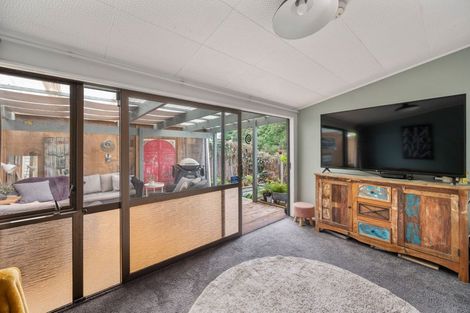 Photo of property in 49 Faraday Street, Hospital Hill, Napier, 4110