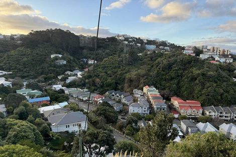 Photo of property in 37 Durham Street, Aro Valley, Wellington, 6021