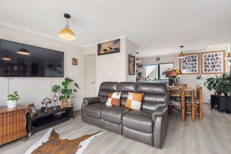 Photo of property in St Claire Village, 11/172 Mcleod Road, Te Atatu South, Auckland, 0610