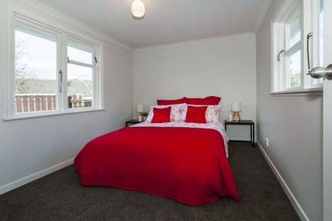 Photo of property in 65 Molesworth Street, Taita, Lower Hutt, 5011