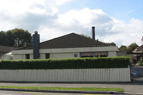 Photo of property in 172 Waimairi Road, Ilam, Christchurch, 8041