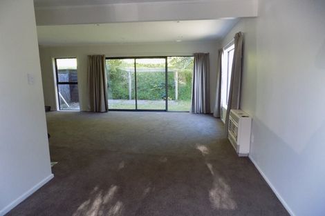 Photo of property in 95a Churton Drive, Churton Park, Wellington, 6037