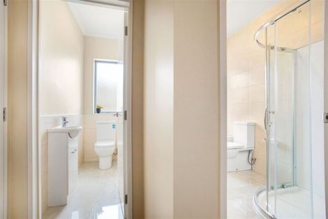 Photo of property in 8 Jezero Drive, Massey, Auckland, 0614