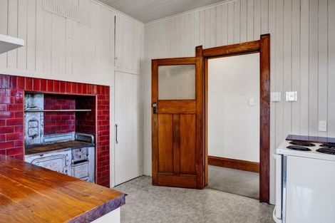 Photo of property in 30 Cloten Road, Stratford, 4332