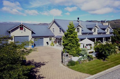 Photo of property in 30 Chandler Crescent, Clyde, 9330