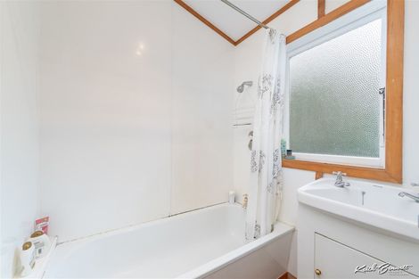 Photo of property in 479a Riverside Drive, Fairfield, Lower Hutt, 5011