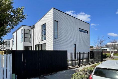 Photo of property in 58 Picton Avenue, Riccarton, Christchurch, 8011