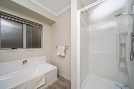 Photo of property in 90 Reid Avenue, Hawera, 4610