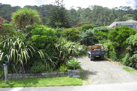 Photo of property in 22 Domain Crescent, Muriwai, Waimauku, 0881