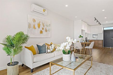 Photo of property in 19 Tieke Lane, Massey, Auckland, 0614