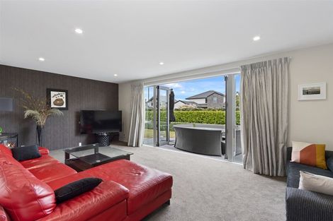 Photo of property in 27 Applefield Court, Northwood, Christchurch, 8051