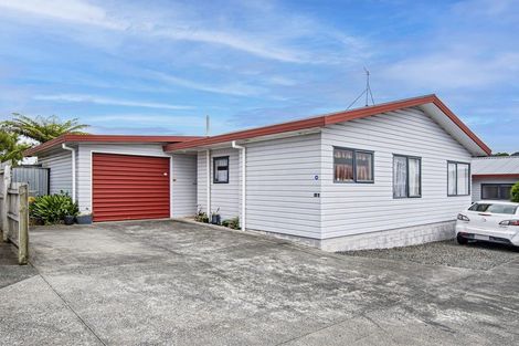 Photo of property in 2/24 Station Road, Takanini, 2112