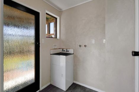 Photo of property in 8 Denmark Terrace, Midhirst, Stratford, 4394