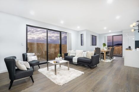 Photo of property in 32 Nola Dawn Avenue, Papakura, 2110