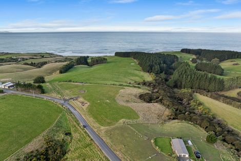 Photo of property in 147 Akatore Road, Taieri Beach, Taieri Mouth, 9091