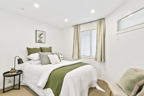 Photo of property in 7d/5 Kent Terrace, Mount Victoria, Wellington, 6011