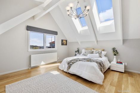 Photo of property in 1 Tamahine Street, Maupuia, Wellington, 6022