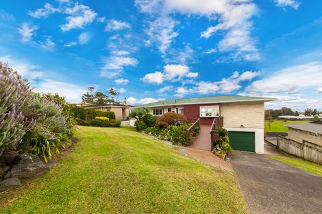 Photo of property in 466 Don Buck Road, Massey, Auckland, 0614