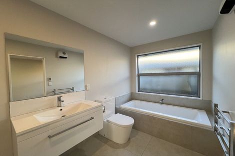 Photo of property in 5 Robalan Close, Halswell, Christchurch, 8025