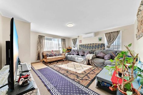 Photo of property in 78 Raglan Street, Mangere East, Auckland, 2024