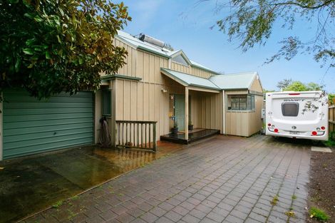 Photo of property in 16 Arrowsmith Avenue, Waipahihi, Taupo, 3330