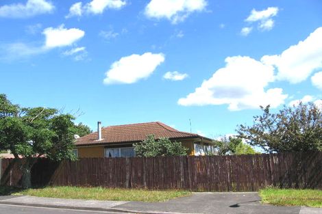 Photo of property in 2 Merida Place, Unsworth Heights, Auckland, 0632