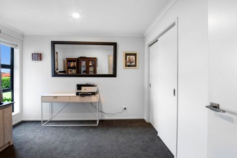 Photo of property in 20 Magnolia Crescent, Tawhero, Whanganui, 4501