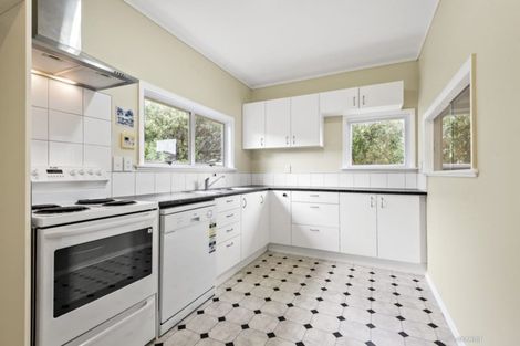 Photo of property in 23 Makara Road, Karori, Wellington, 6012