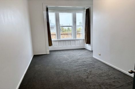 Photo of property in 19 Royal Crescent, Saint Kilda, Dunedin, 9012