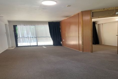 Photo of property in 4/20 Reid Road, New Lynn, Auckland, 0600