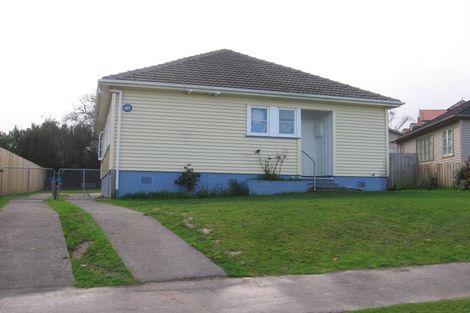 Photo of property in 17 Moheke Avenue, Roslyn, Palmerston North, 4414