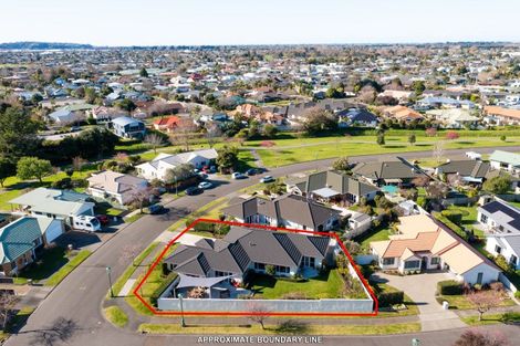 Photo of property in 33 Kensington Drive, Taradale, Napier, 4112