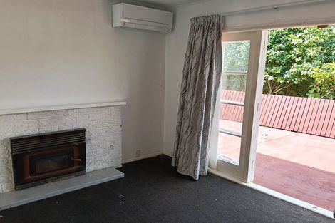 Photo of property in 8 Coletta Lane, Te Atatu South, Auckland, 0610