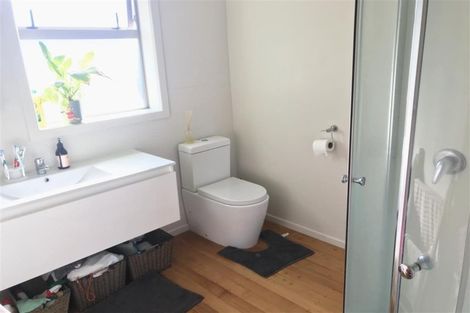 Photo of property in 27 Parker Avenue, New Lynn, Auckland, 0600