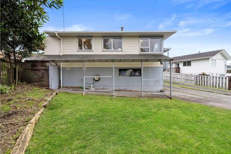 Photo of property in 14 Waari Avenue, Sunnyvale, Auckland, 0612
