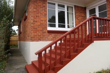 Photo of property in 52 Churchill Avenue, Manurewa, Auckland, 2102