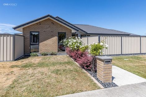Photo of property in 25 Magnate Drive, Kaiapoi, 7630