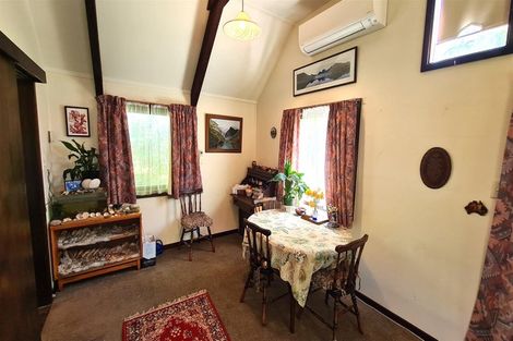 Photo of property in 6 Egmont Place, Bishopdale, Christchurch, 8051