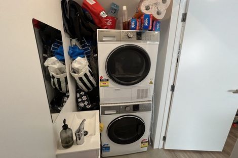 Photo of property in 52 Ivy Nola Way, Henderson, Auckland, 0612