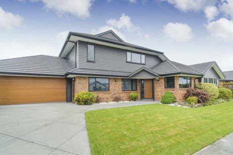 Photo of property in 14 Pegasus Place, Kelvin Grove, Palmerston North, 4414
