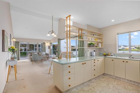 Photo of property in 1 Lakeside Villas, Whitby, Porirua, 5024